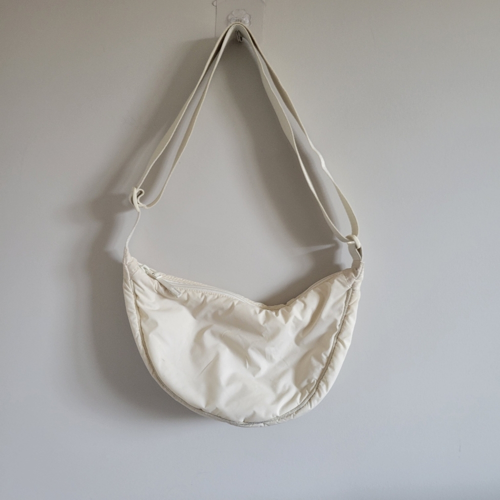 Uniqlo | Half Moon Crossbody